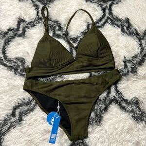 Cupshe Women’s Army Green Ribbed bikini Size Large NWT